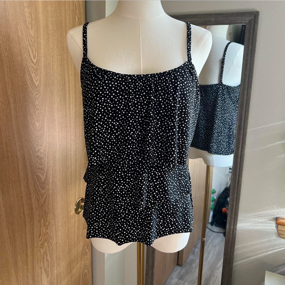 St. John's Bay Black and White tankini top